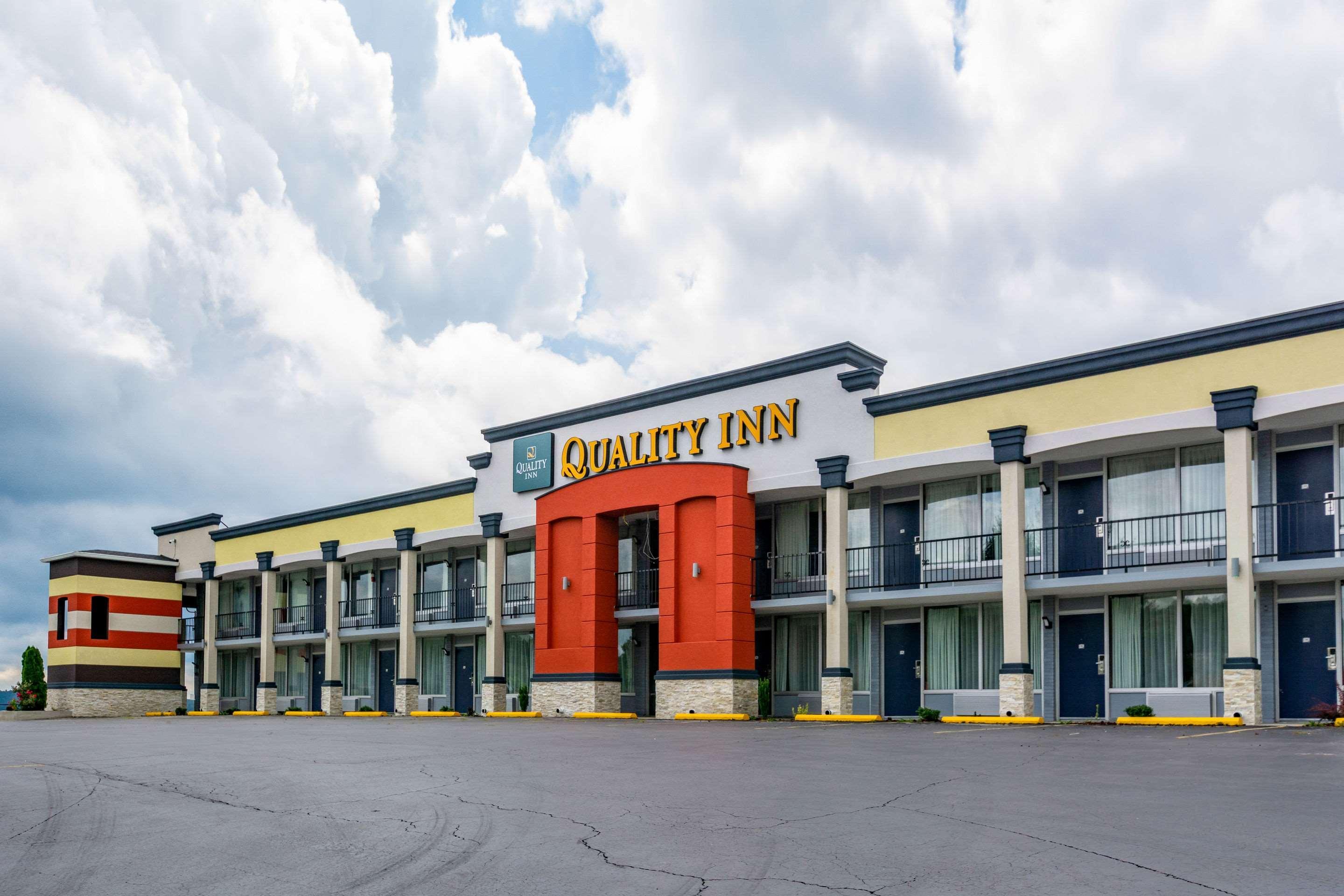 Quality Inn Mount Vernon Экстерьер фото
