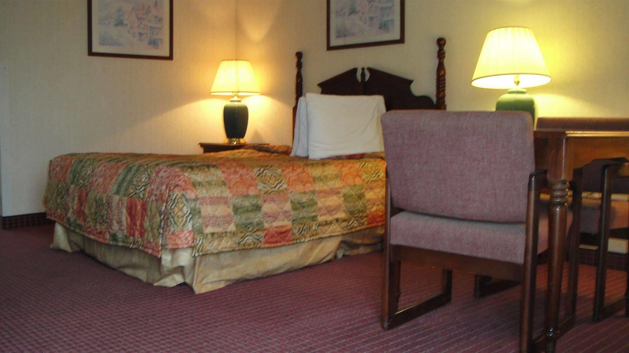Quality Inn Mount Vernon Экстерьер фото
